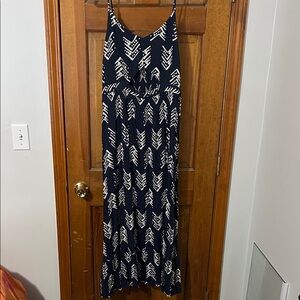 Aerie Navy and Cream Chevron Maxi Dress